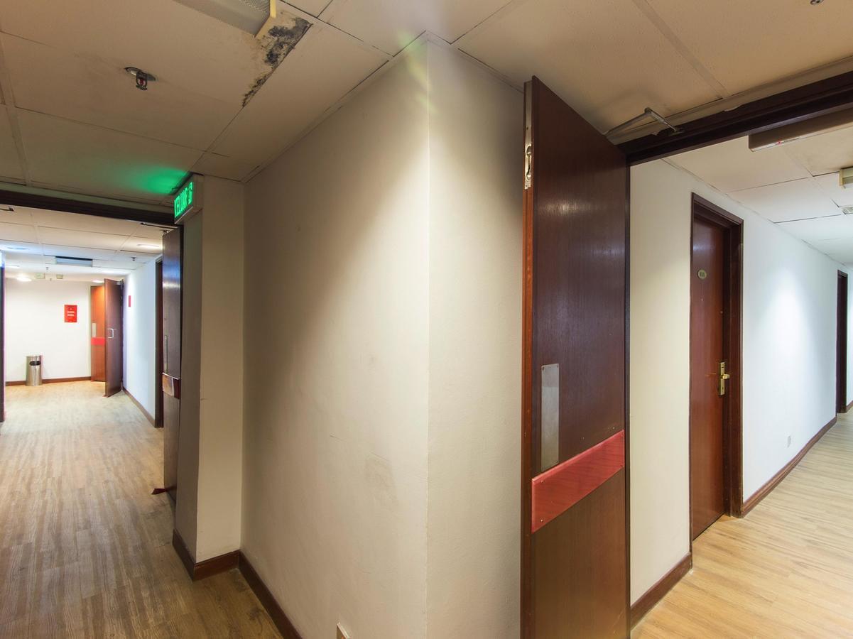 First Business Hotel 2*